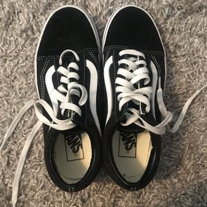 Vans — Black Skate-lo